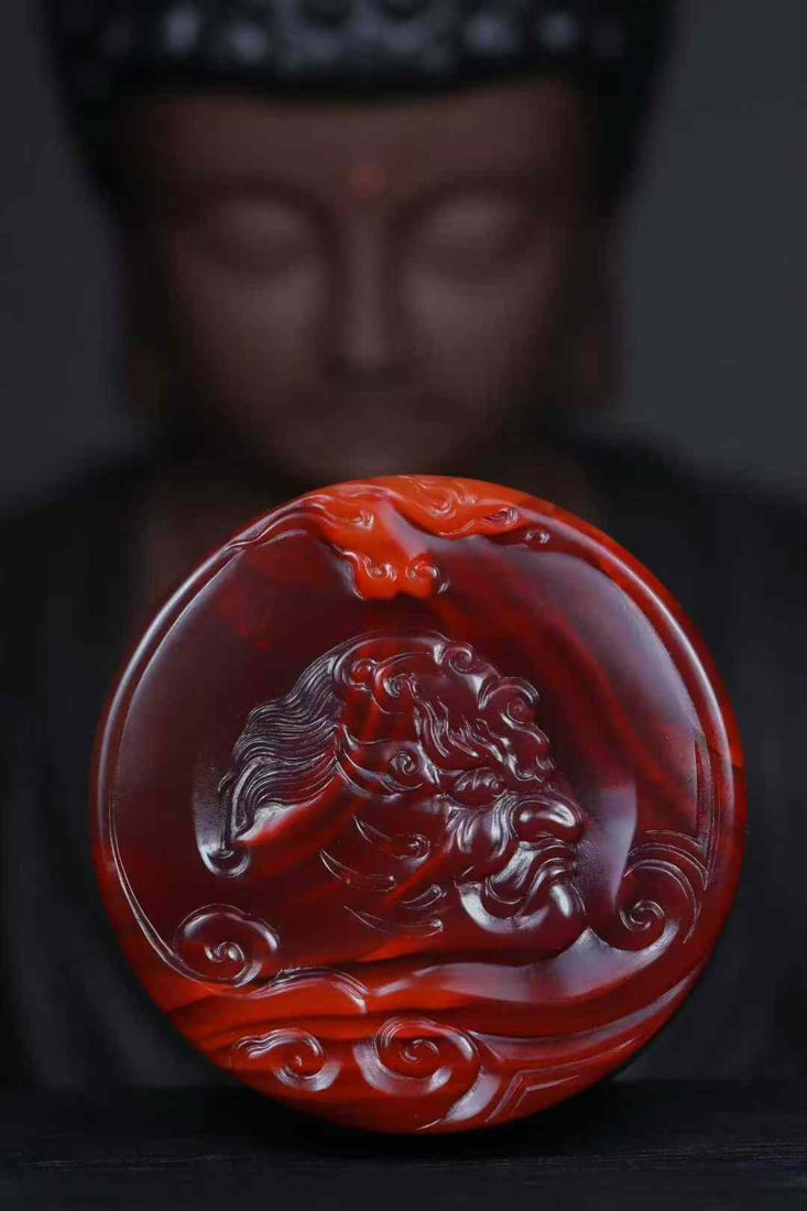 Nanhong Agate Hand-Carved Buddha Pendant with Certificate - 5