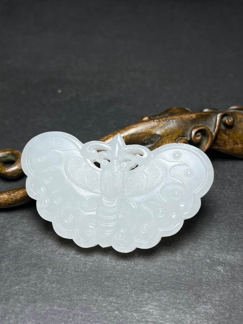 Natural Hetian Jade Animal Pendant Butterfly - 2