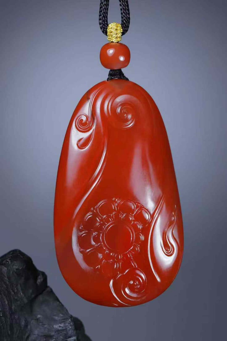 Nanhong Agate Hand-Carved Kwan-yin Pendant,Certificate - 5