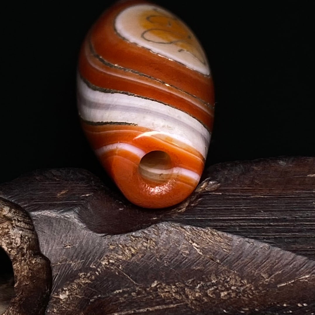 DZI Agate Inlay Silver Wires Pendant - 9