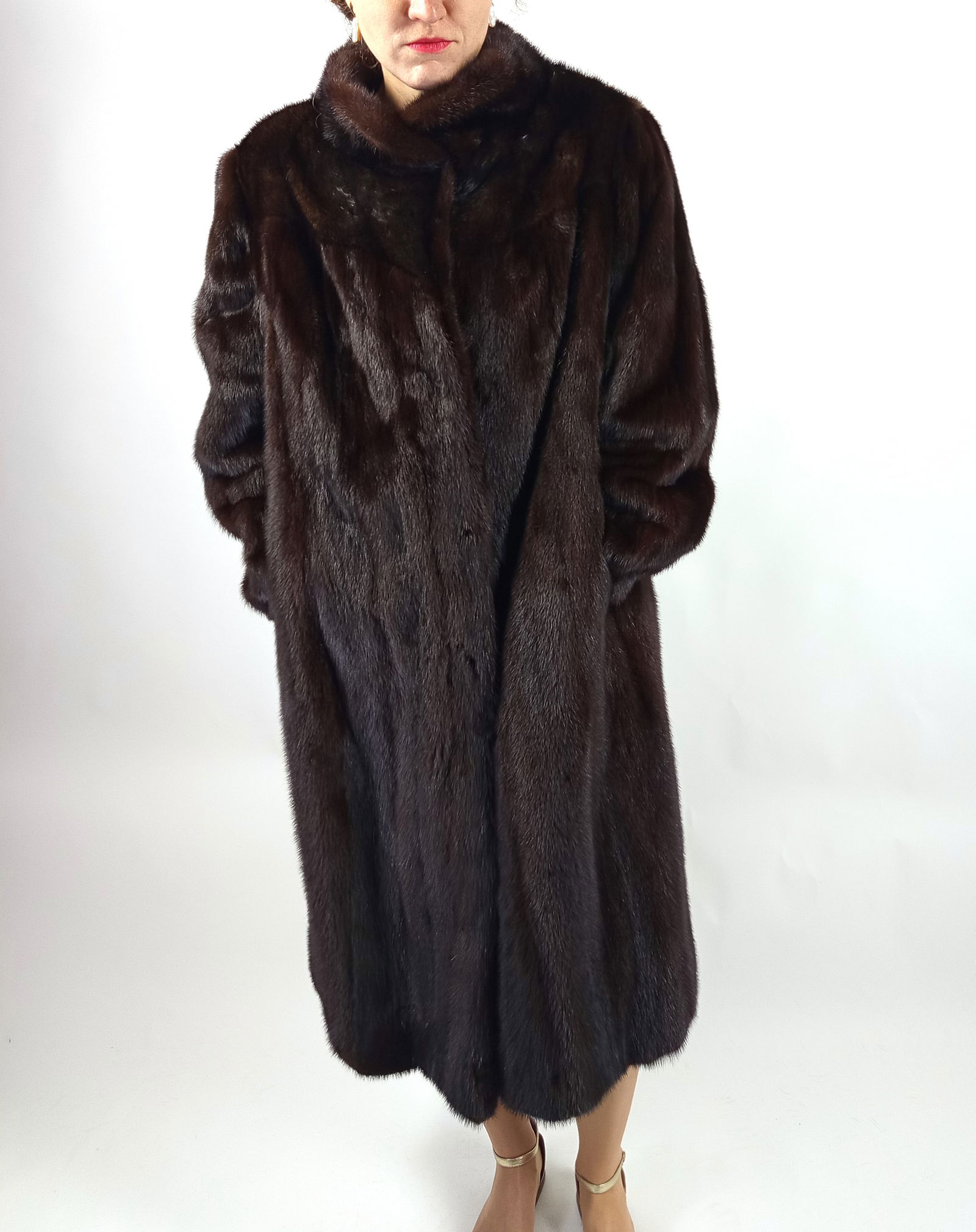 BROWN MINK FUR COAT EU: XXL ; US: 24 - 10