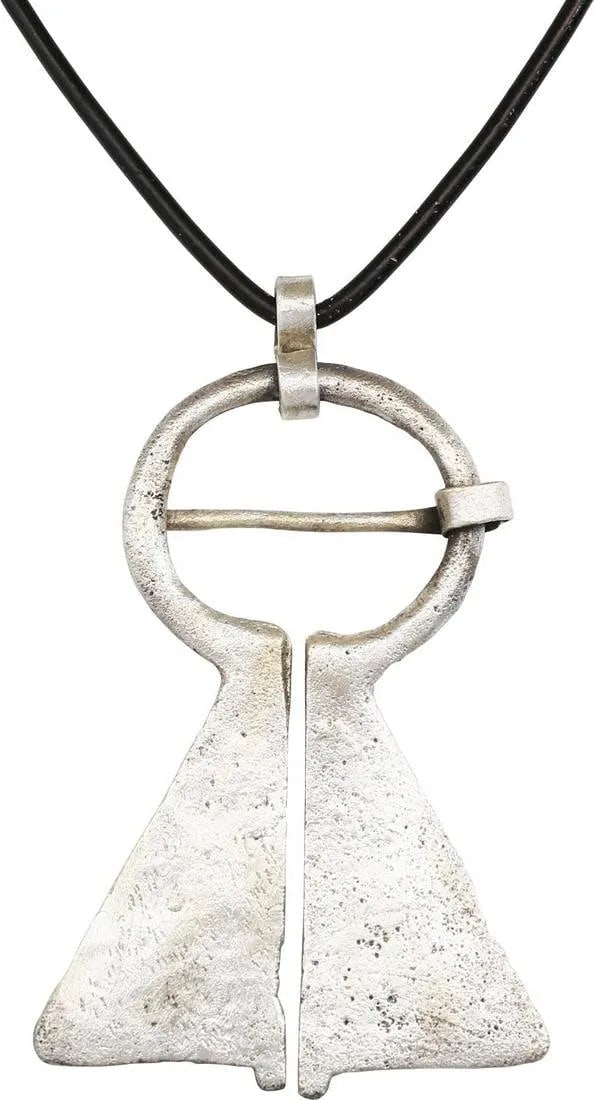 FINE VIKING PROTECTIVE BROOCH, C.950-1050 AD - 2