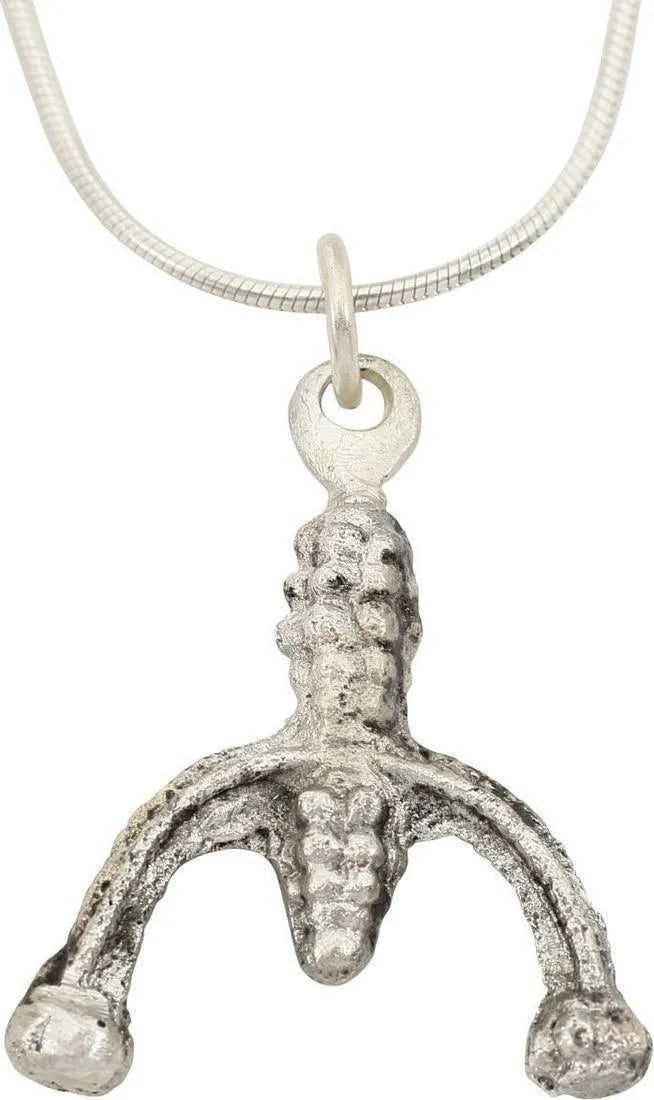 VIKING LUNAR PENDANT NECKLACE, C.900-1000 AD - 2