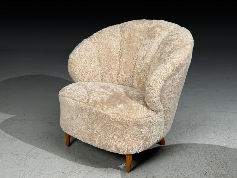 Finnish Modern, Shell Form Lounge Chairs, Beige Shearling, Wood, Finland, 1940s - 7