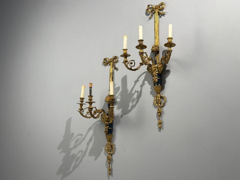 Henry Dasson Attr., Louis XVI, Wall Sconces, Bronze, France, 1860s - 2