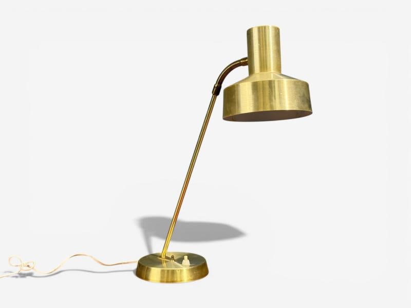 Ewå Värnamo, Adjustable Desk Lamp, Brass, Metal, Sweden, 1980s - 2