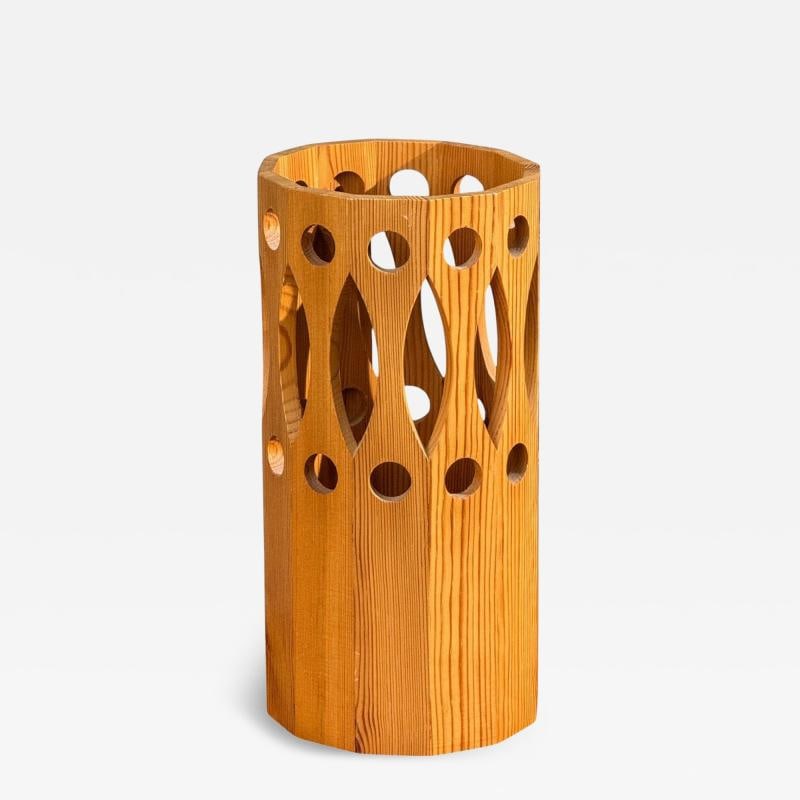 L.O. Nilsson, Swedish Modern, Table Lamp, Pine, Sweden, 1930s: Title: L.O. Nilsson, Swedish Modern, Table Lamp, Pine, Sweden, 1930s Description: L.O. Nilsson, Swedish Mid-Century Modern, Table Lamp or Wall Light, Pine, Sweden, 1930s A pine table lamp or wall