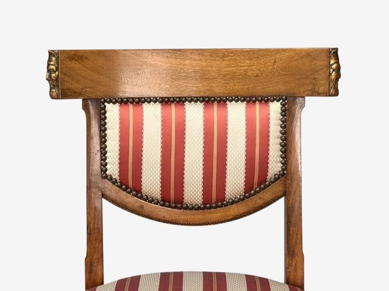 Neoclassical Style, Occasional Chairs, Carved Wood, Silk, England, 19th c. - 4