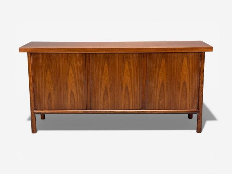 T.H. Robsjohn Gibbings, Sideboard, Walnut, USA, 1960s - 2