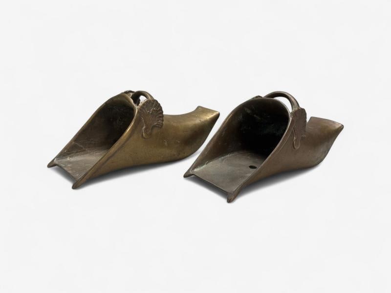 Edo Period, Bronze Japanese Samurai Stirrups, Japan, 18th c. - 4