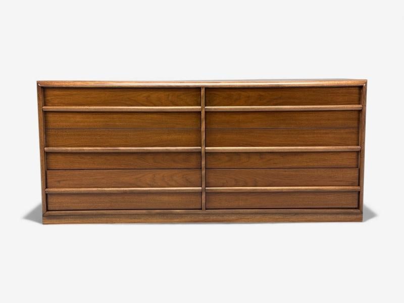 T.H. Robsjohn-Gibbings, American Modern, Walnut, Dresser, USA 1960s - 2