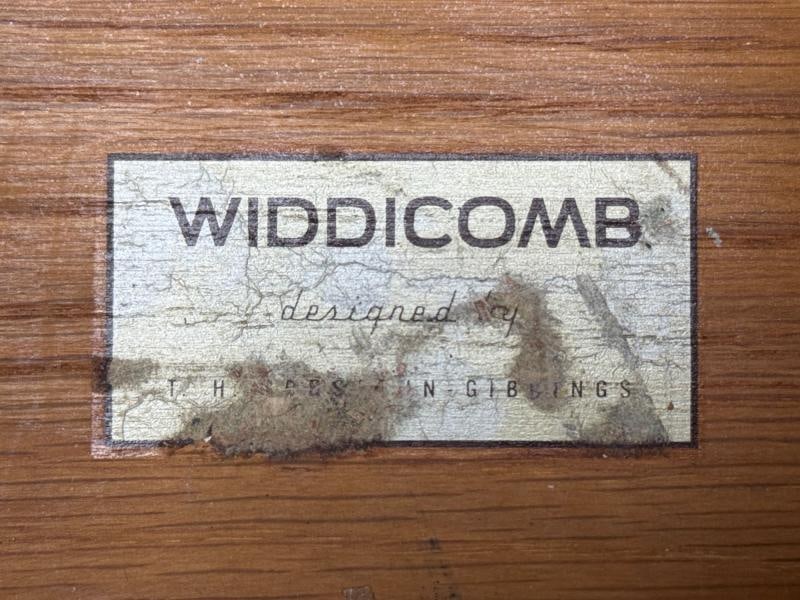 T.H. Robsjohn-Gibbings, American Modern, Walnut, Dresser, USA 1960s - 6