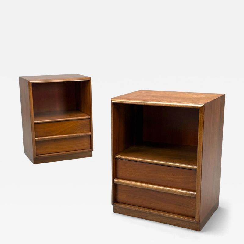T.H. Robsjohn-Gibbings, American Modern, Walnut, Open Nightstands, USA, 1960s (1 of 12)