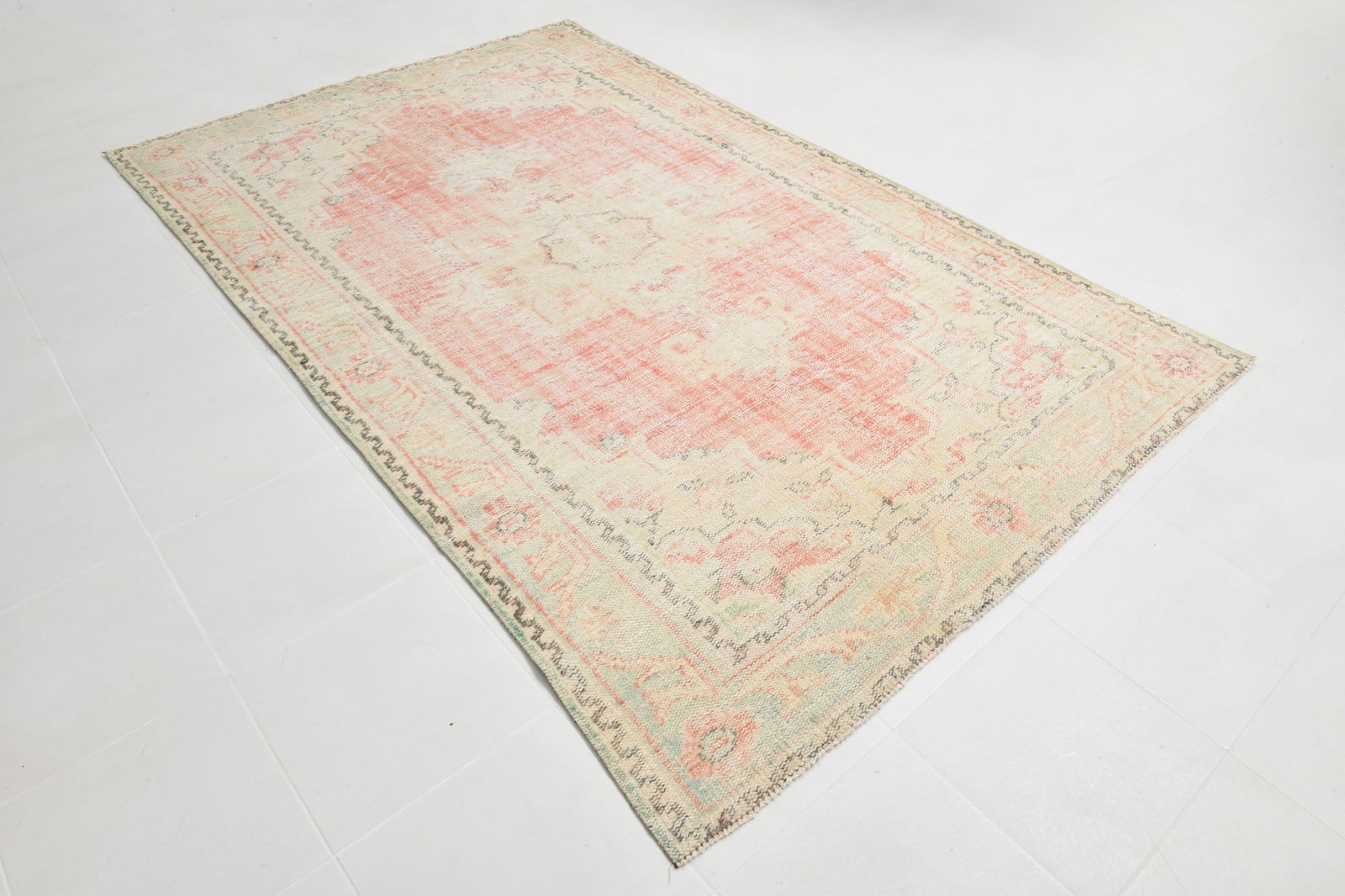 6'0'' x 9'8'' Handmade Vintage Wool Rug - 22061 - 17