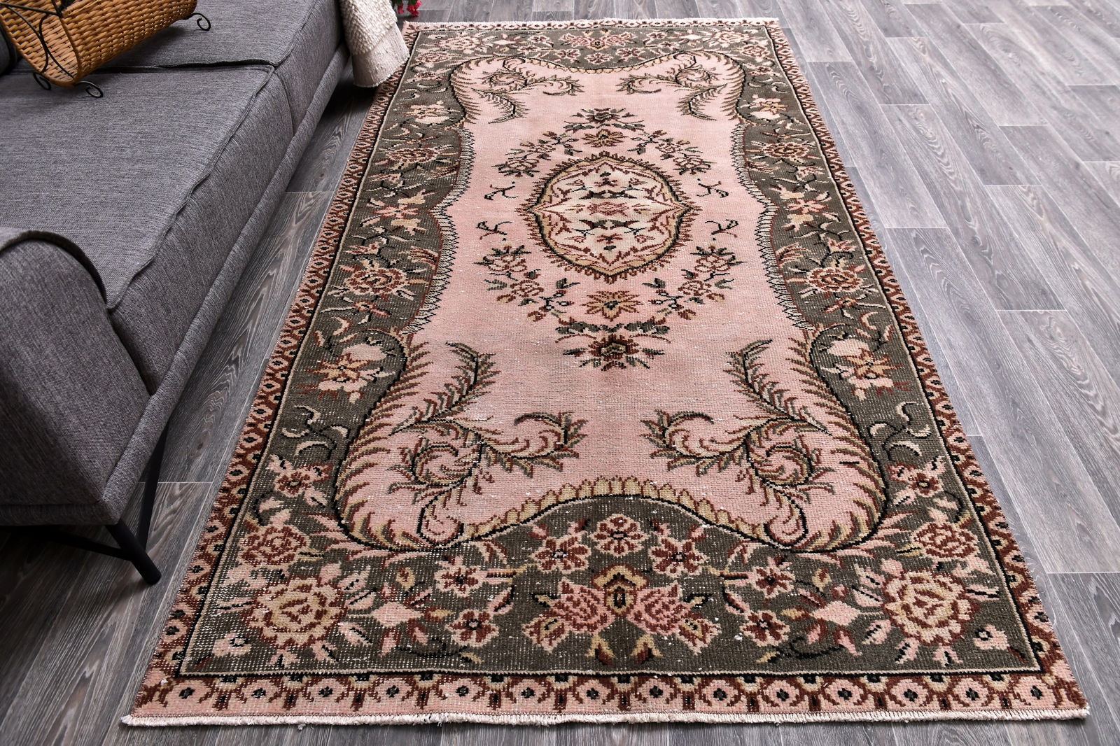 4'9'' x 8'6'' Handmade Vintage Wool Rug - 244795 - 3