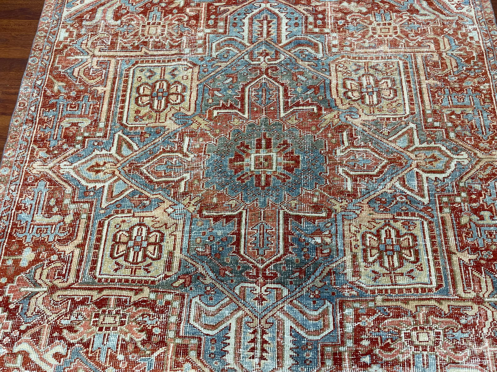 Antique Persian serapi Rug-4919 - 4