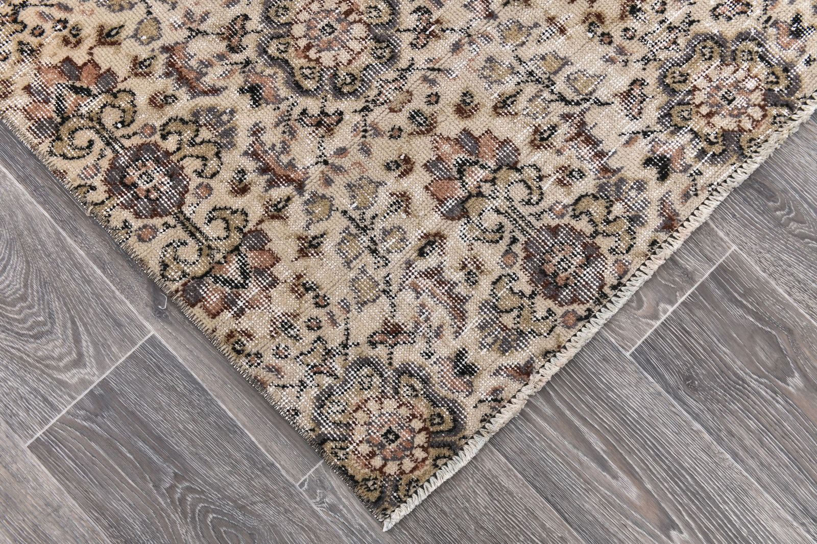 3'9'' x 6'9'' Vintage Wool Runner Rug - 244006 - 7