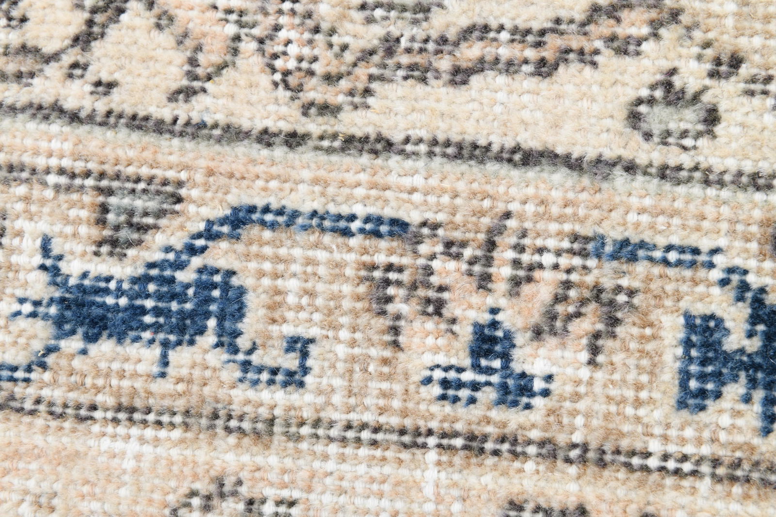 2'3'' x 3'4'' Turkish Vintage Runner Rug - 6889 - 10