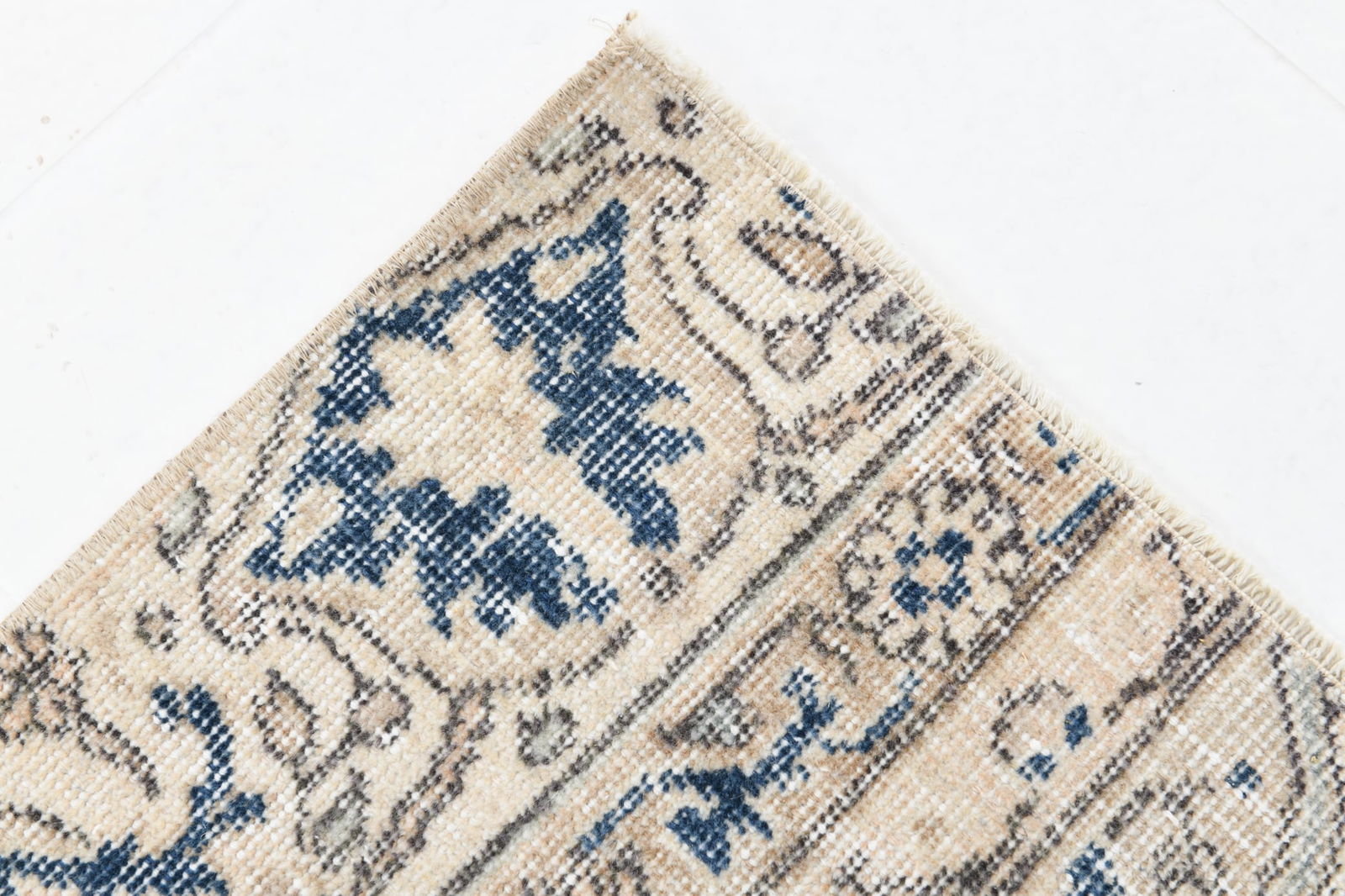 2'3'' x 3'4'' Turkish Vintage Runner Rug - 6889 - 11