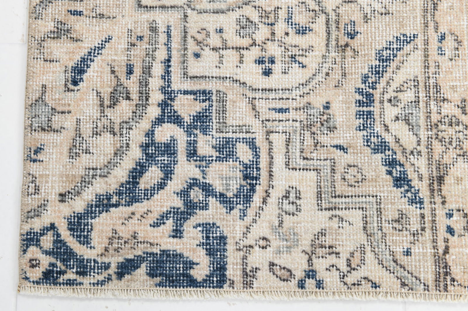 2'3'' x 3'4'' Turkish Vintage Runner Rug - 6889 - 12