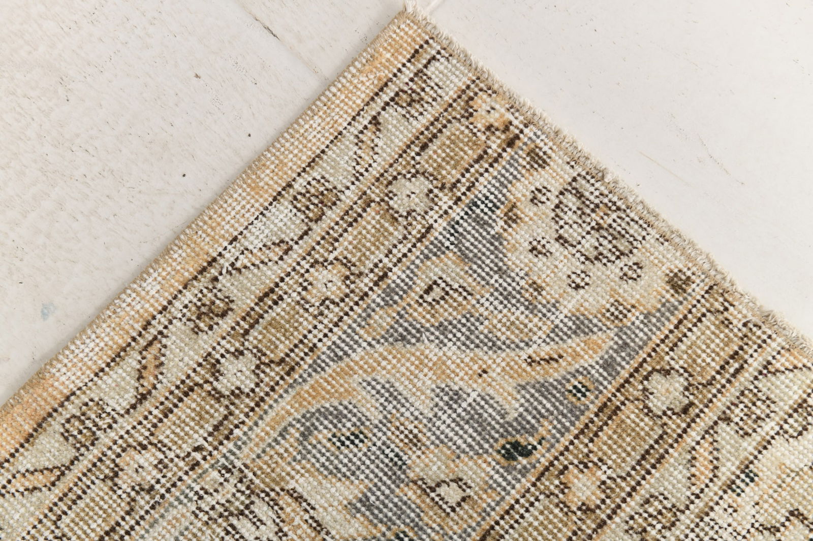 2'0'' x 4'4'' Turkish Vintage Runner Rug - 24048 - 11