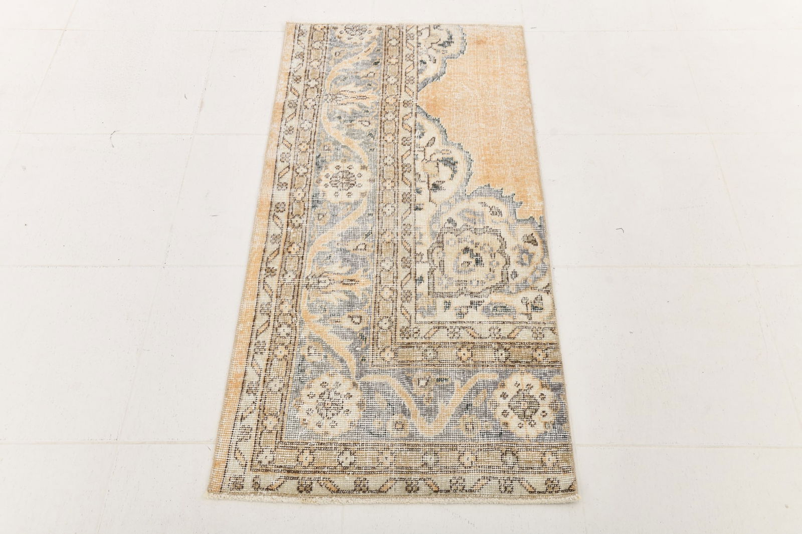 2'0'' x 4'4'' Turkish Vintage Runner Rug - 24048 - 19