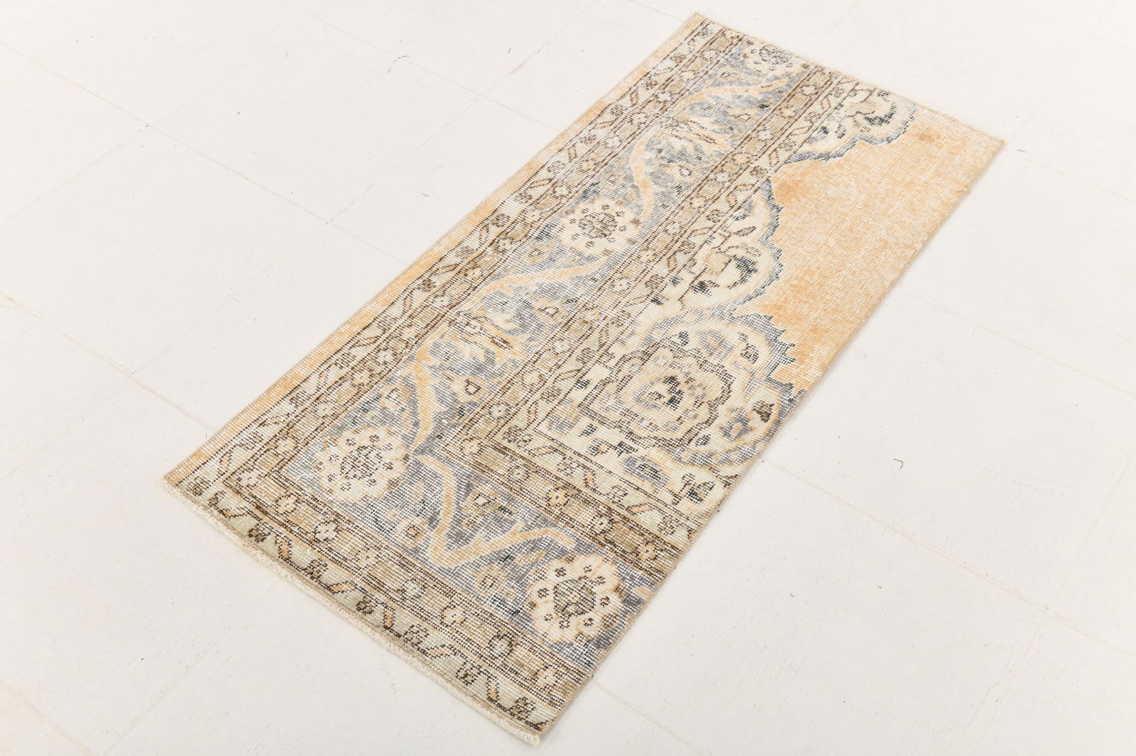 2'0'' x 4'4'' Turkish Vintage Runner Rug - 24048 - 20