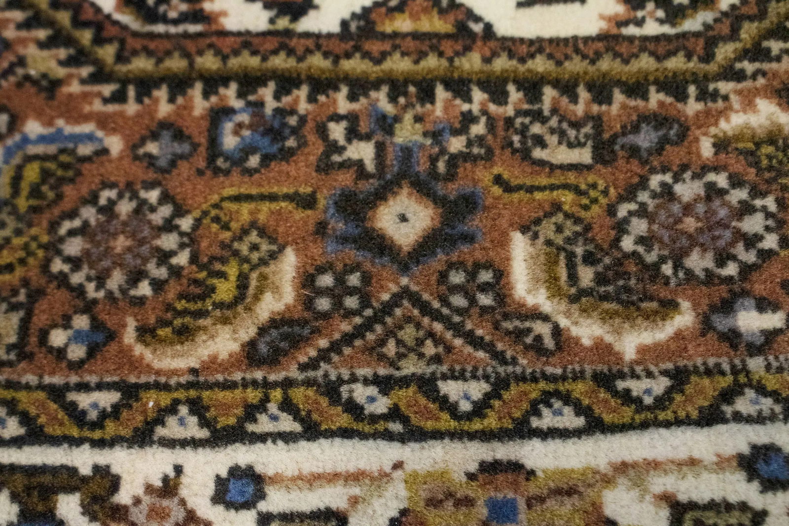 Vintage Clay Tribal 2X2'4 Bidjar Persian Rug - 12