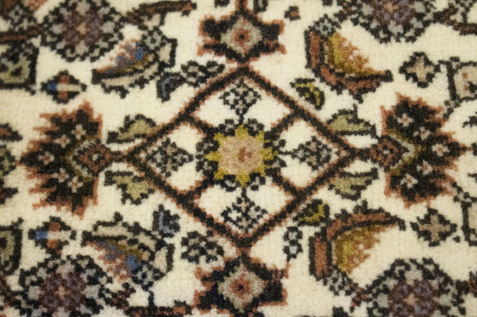 Vintage Clay Tribal 2X2'4 Bidjar Persian Rug - 5