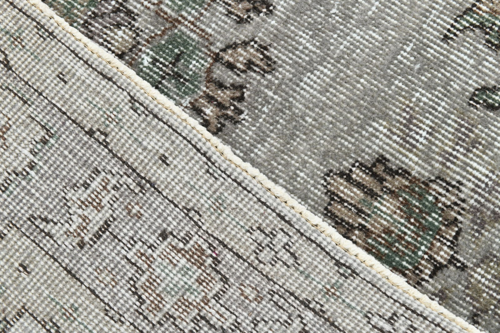 5'6'' x 9'0'' Handmade Vintage Wool Rug - 6991 - 15