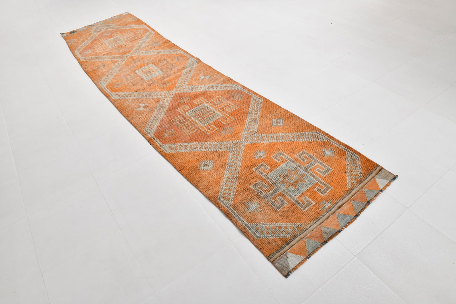 2'9'' x 11'10'' Vintage Wool Runner Rug - 22020 - 20