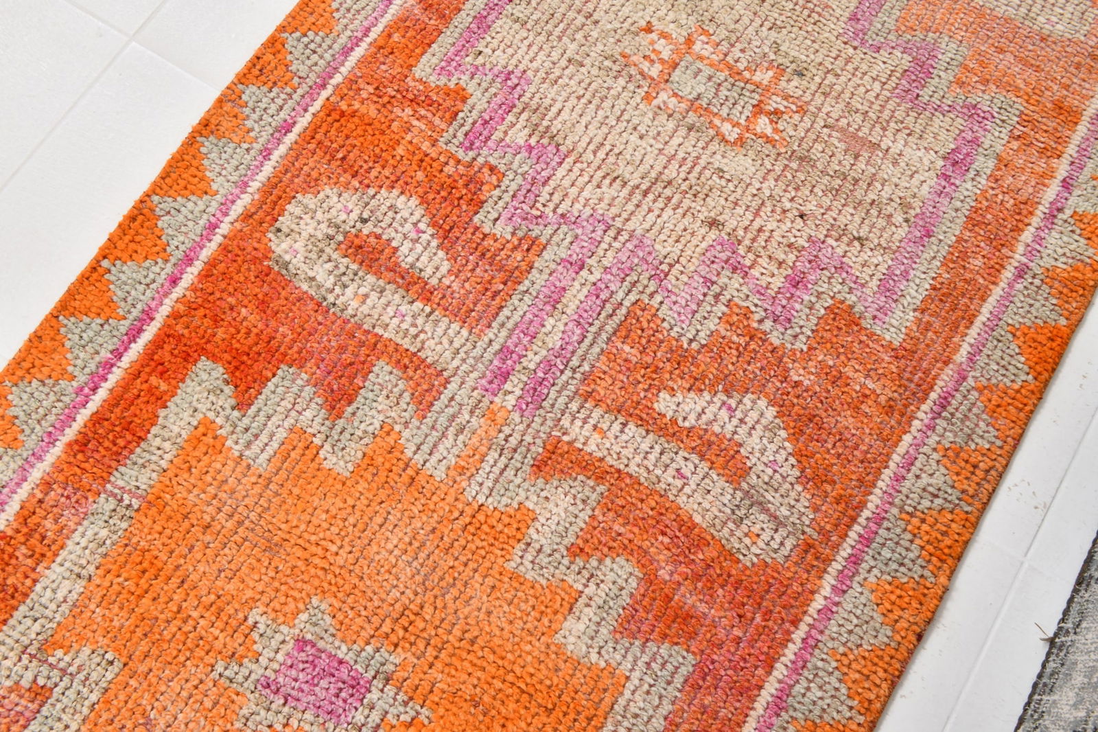 3'3'' x 11'0'' Vintage Wool Runner Rug - 22034 - 6
