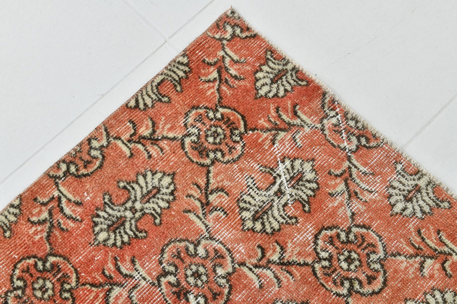 3'8'' x 6'7'' Turkish Vintage Runner Rug - 23039 - 9