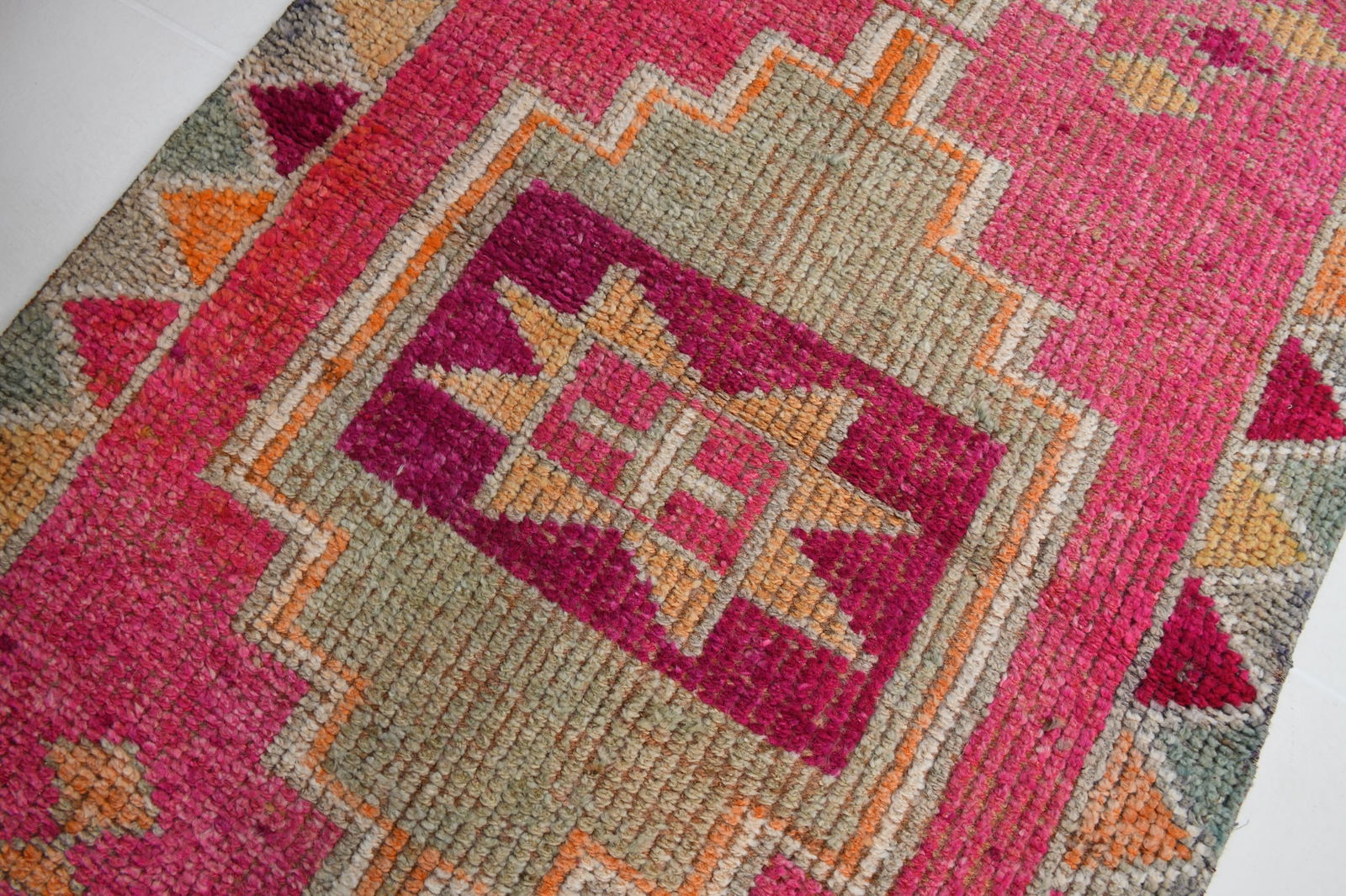 3'1'' x 11'5'' Vintage Wool Runner Rug - 19877 - 6