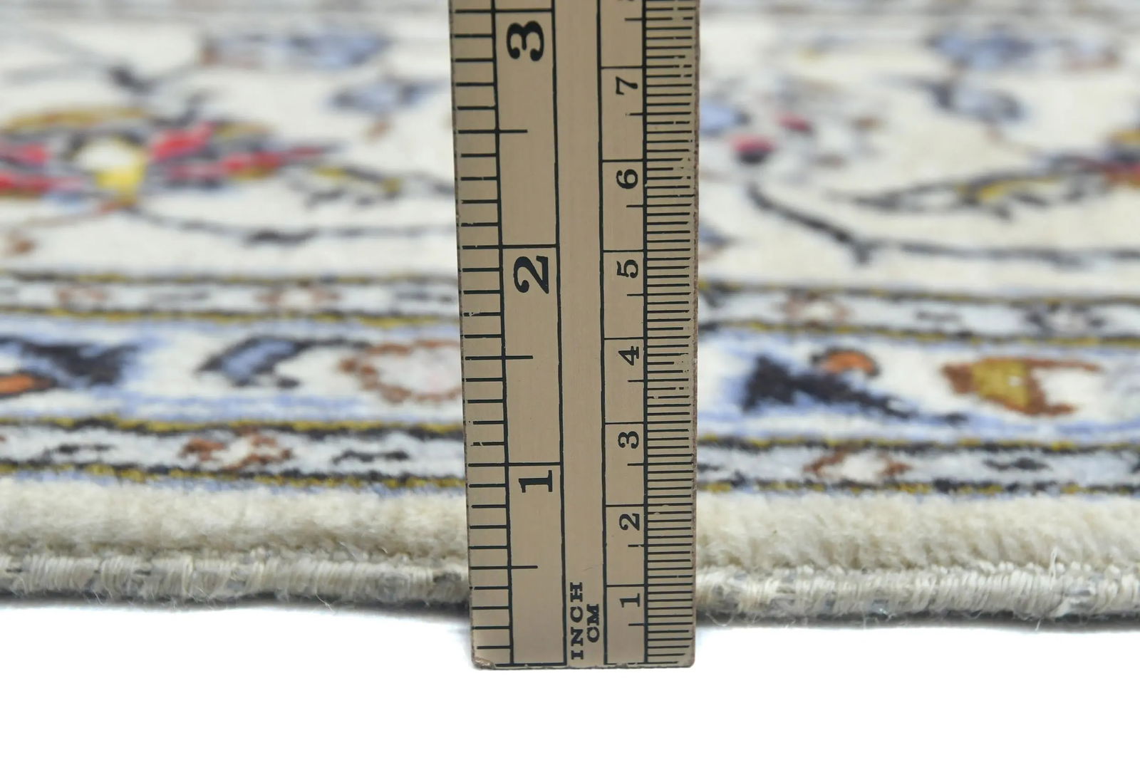 Vintage Cream Traditional 6'5X9'4 Kashan Persian Rug - 9