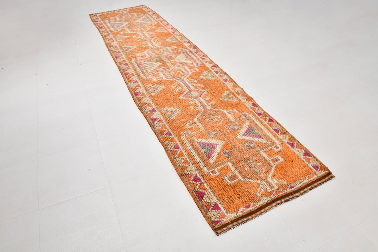 3'0'' x 11'11'' Handmade Vintage Wool Rug - 22058 - 19
