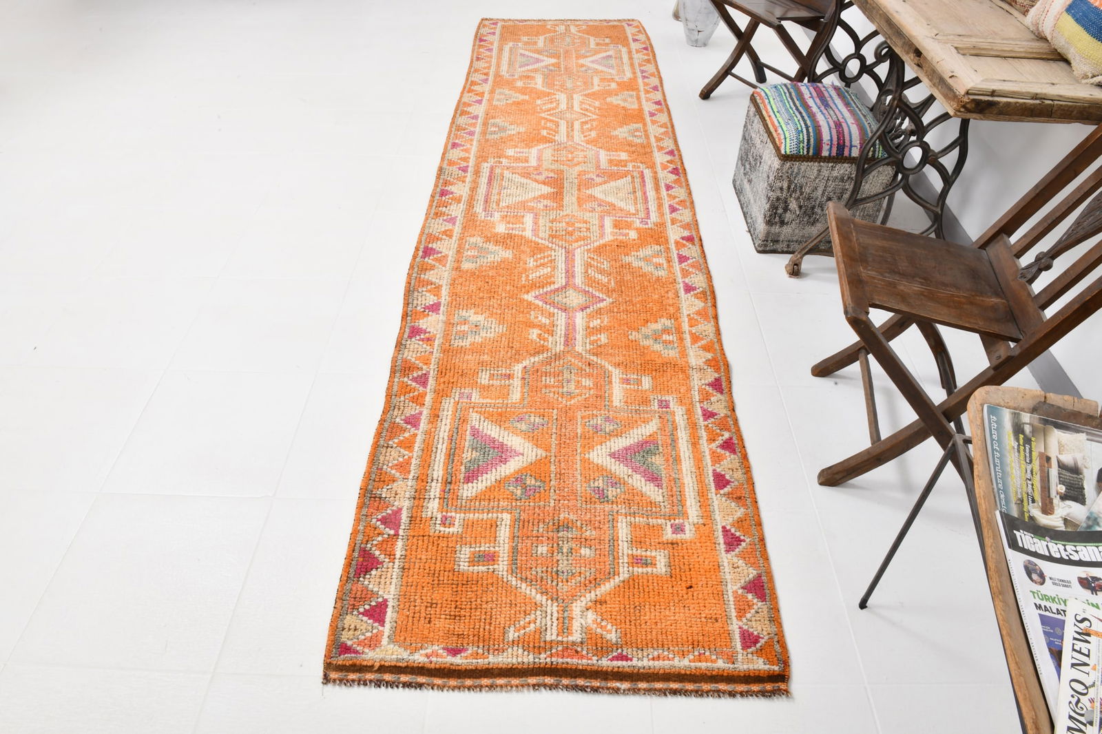 3'0'' x 11'11'' Handmade Vintage Wool Rug - 22058 - 5