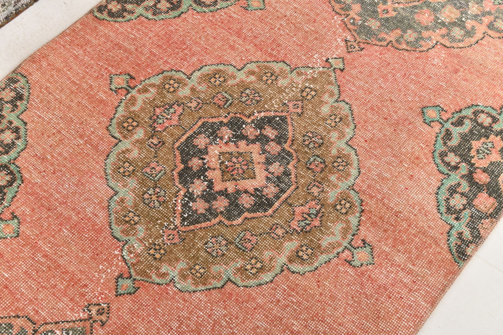 2'11'' x 11'8'' Handmade Vintage Wool Rug - 23995 - 6