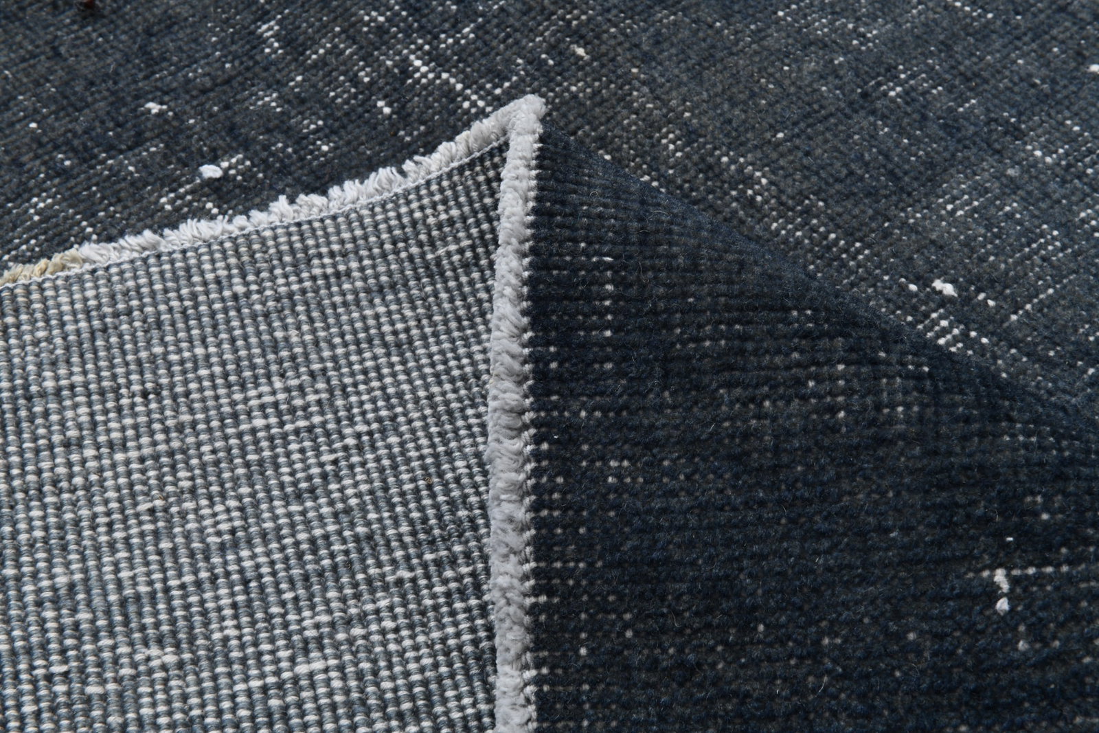 7'7'' x 11'3'' Handmade Vintage Wool Rug - 21746 - 14