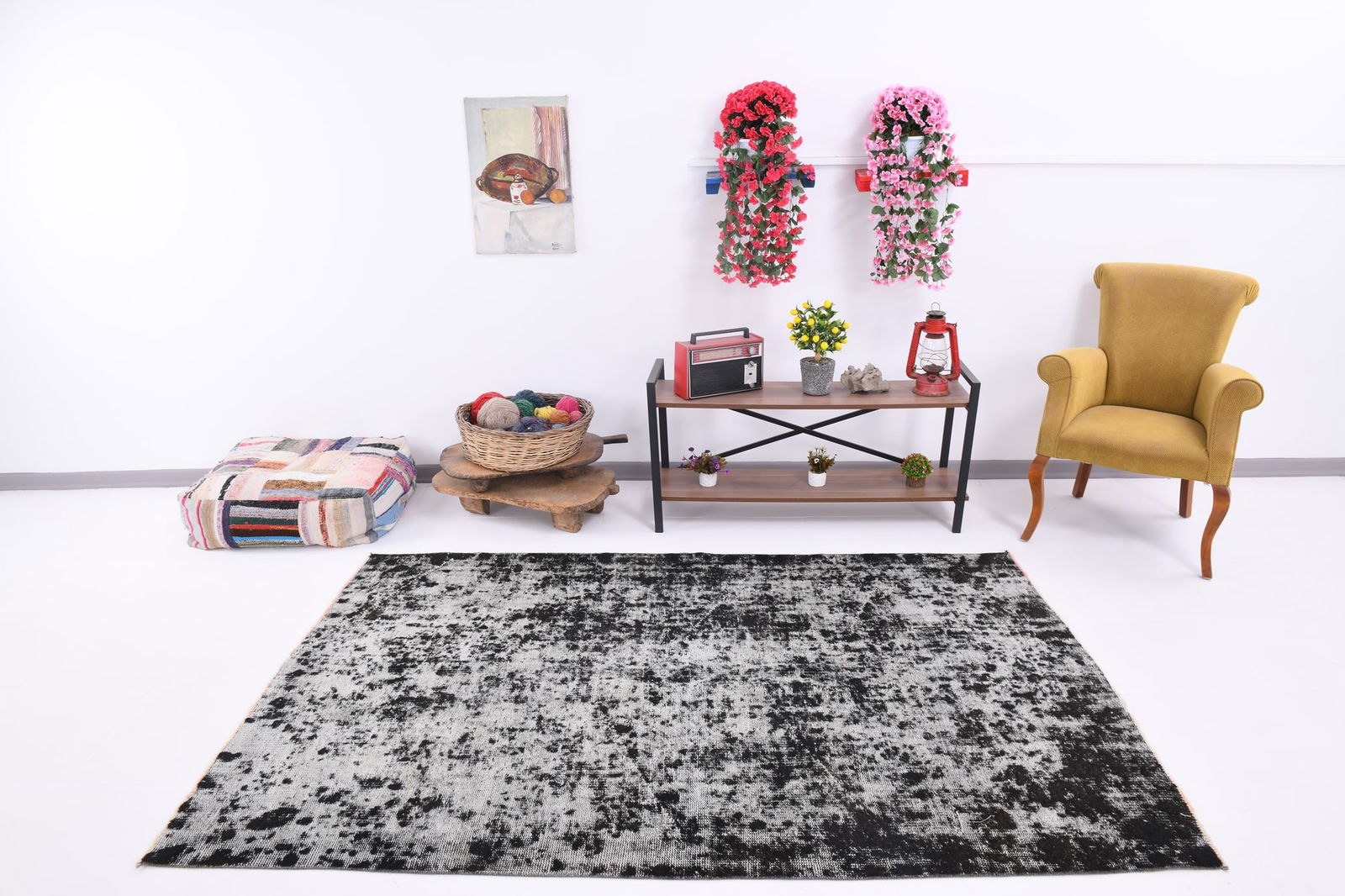 5'2'' x 7'11'' Handmade Vintage Wool Rug - 5049 - 2