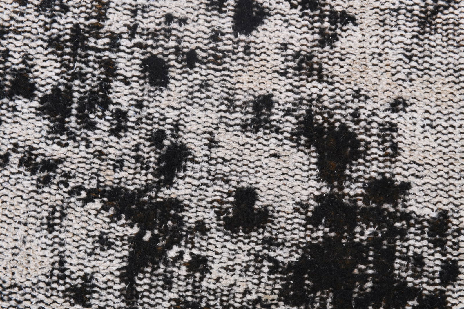 5'2'' x 7'11'' Handmade Vintage Wool Rug - 5049 - 9