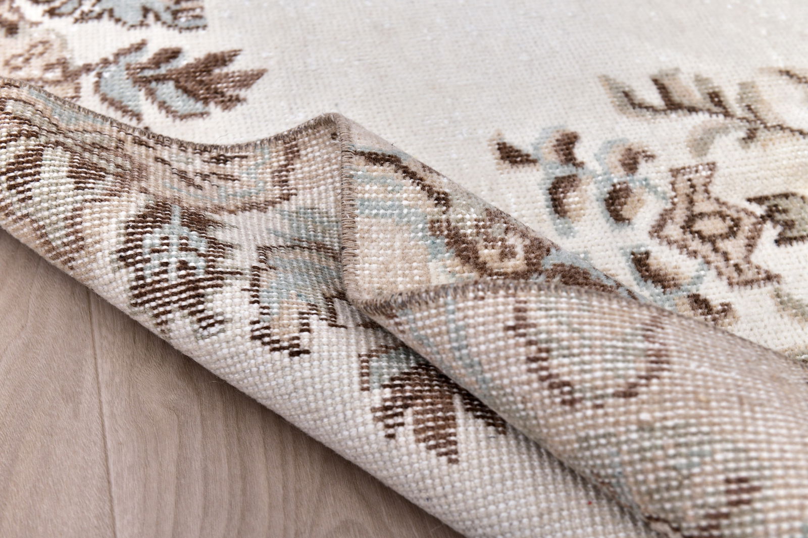 2'3'' x 5'5'' Turkish Vintage Runner Rug - 240479 - 13