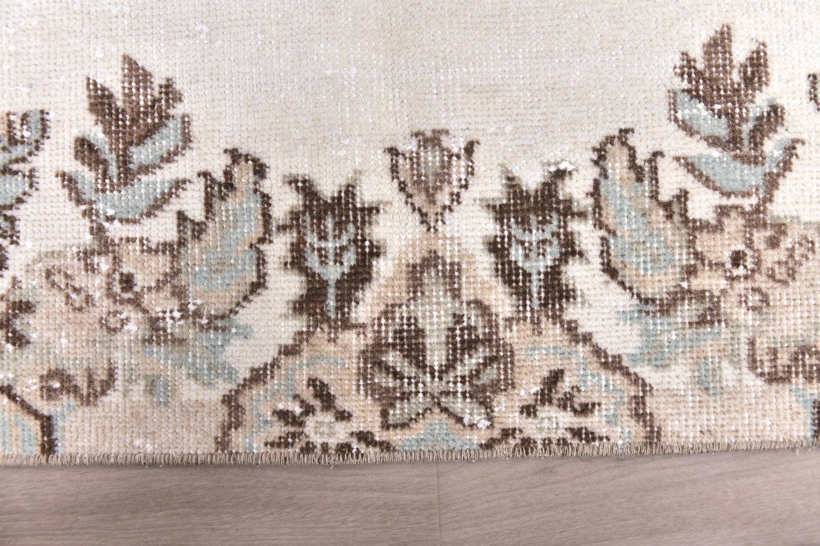 2'3'' x 5'5'' Turkish Vintage Runner Rug - 240479 - 9