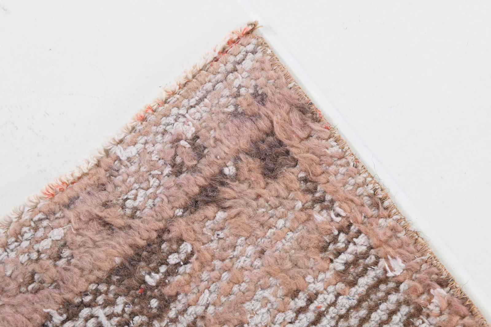 5'3'' x 9'2'' Vintage Wool Runner Rug - 7003 - 10