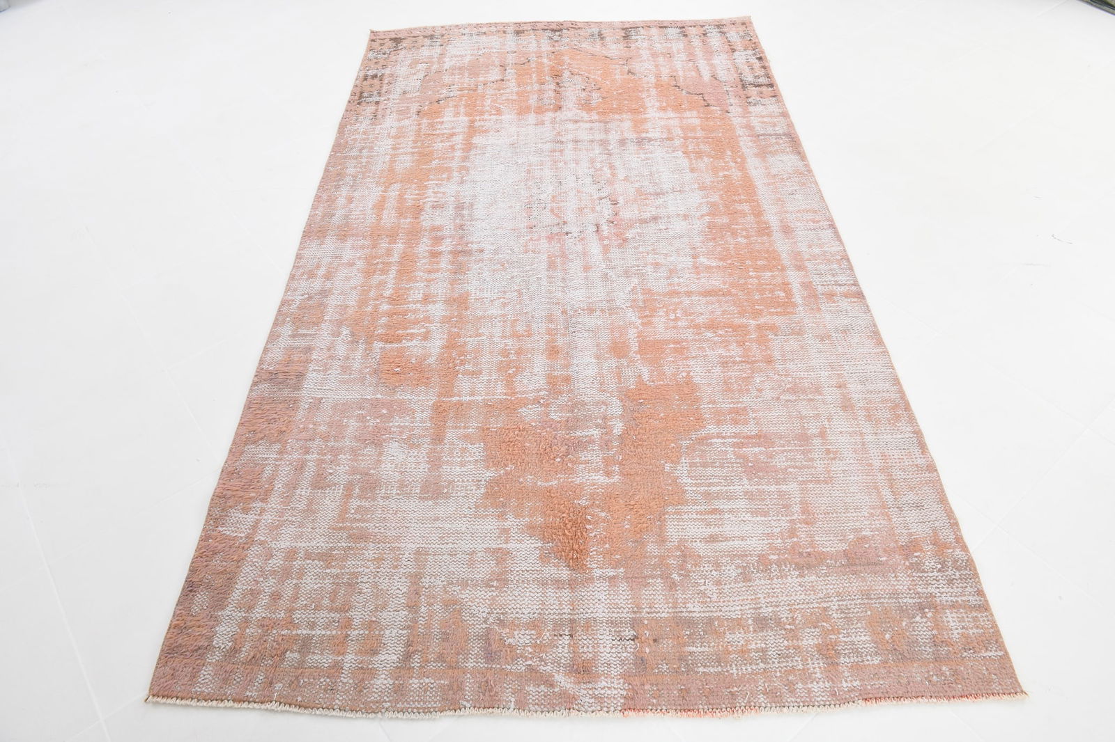 5'3'' x 9'2'' Vintage Wool Runner Rug - 7003 - 18