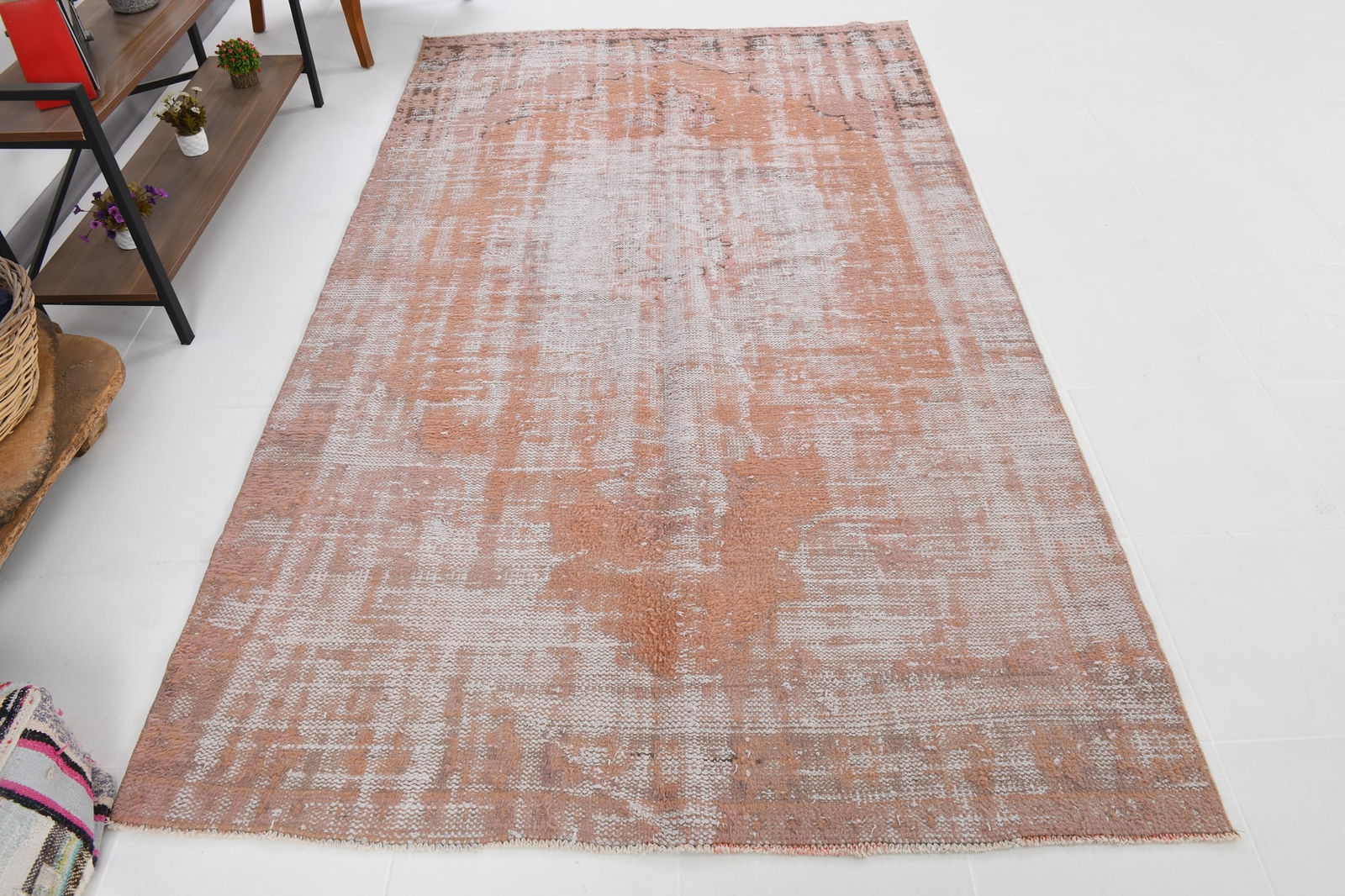 5'3'' x 9'2'' Vintage Wool Runner Rug - 7003 - 4