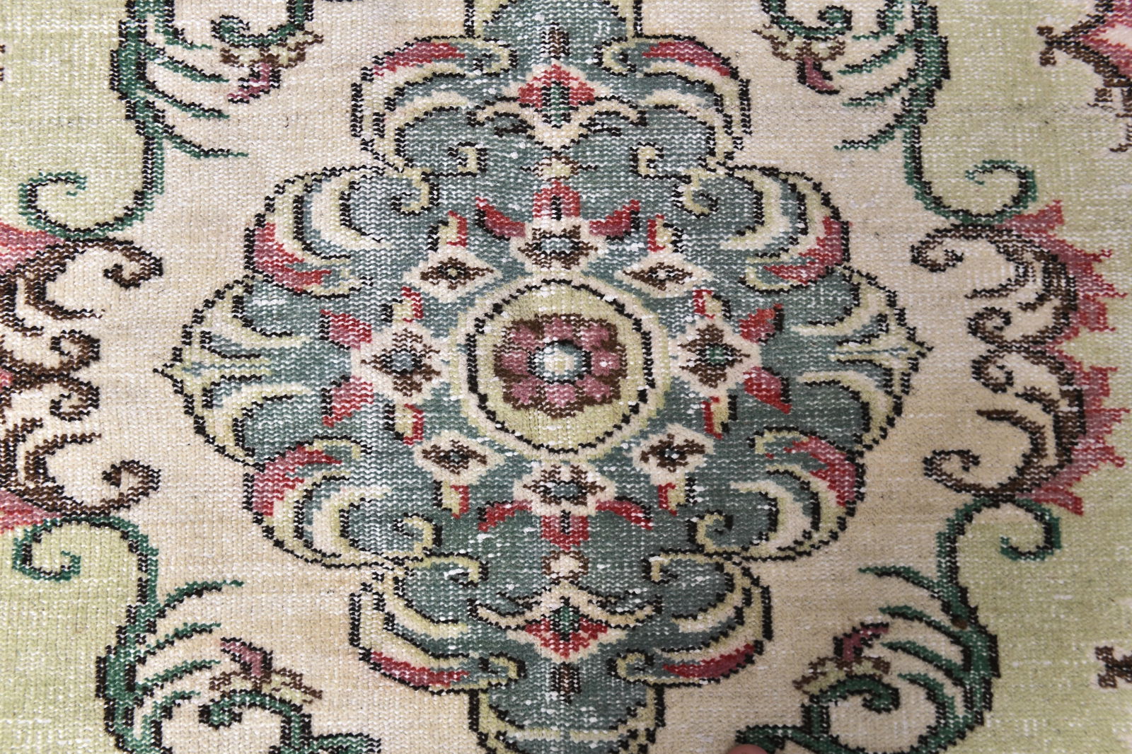 5'2'' x 8'9'' Handmade Vintage Wool Rug - 244805 - 5