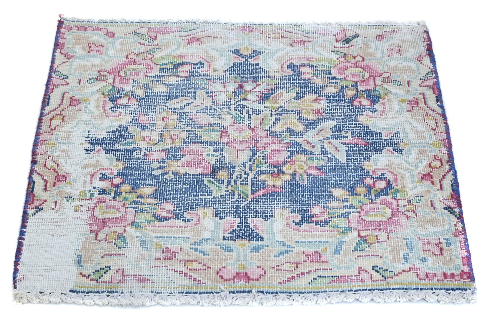 Semi Antique Muted Floral 1'5X1'6 Distressed Oriental Square Rug - 3
