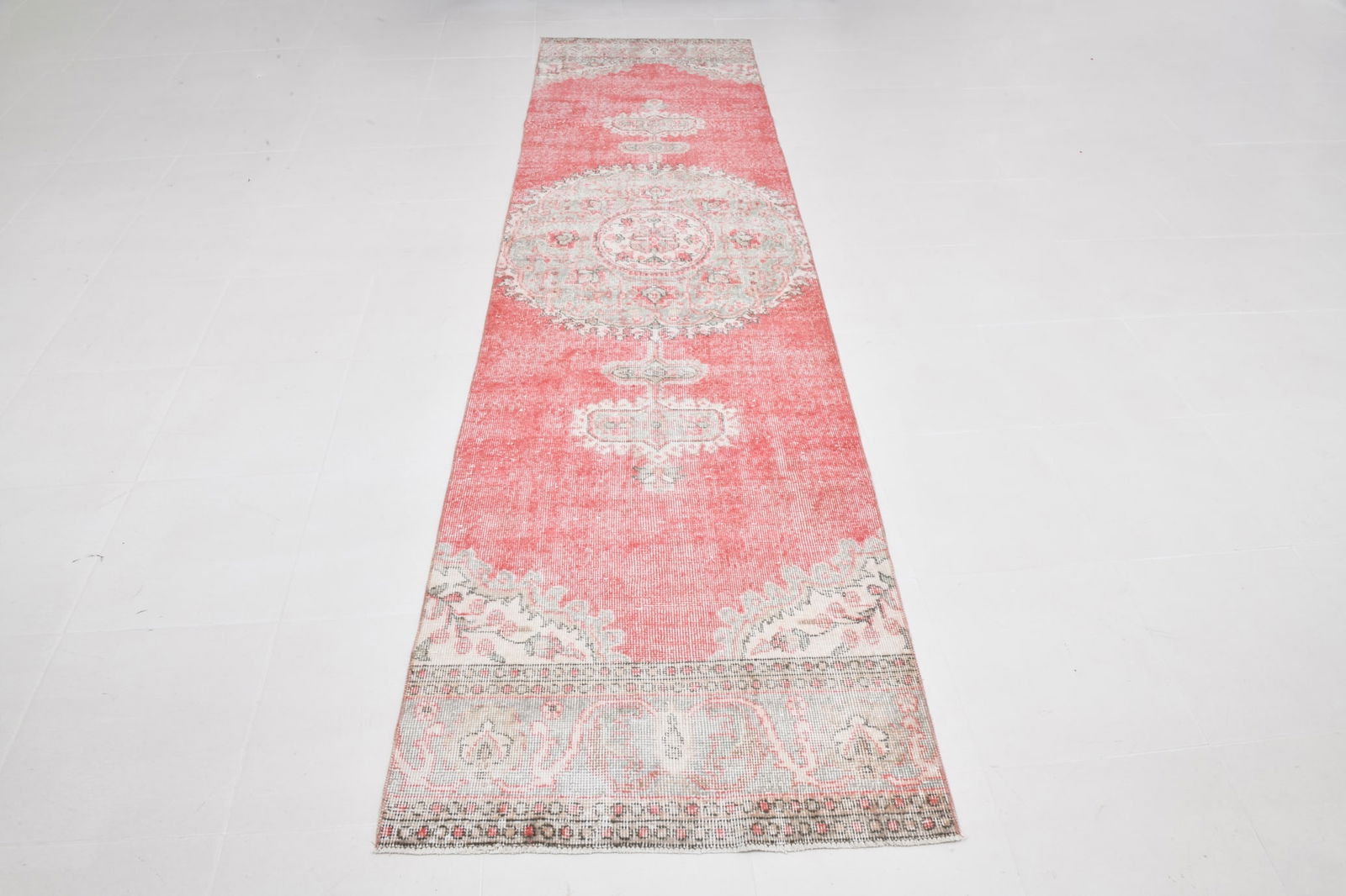 2'11'' x 11'3'' Handmade Vintage Wool Rug - 21739 - 17