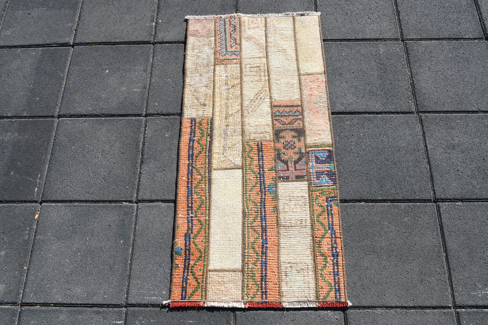 1'7'' x 3'3'' Turkish Vintage Runner Rug - 19092 - 3